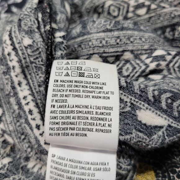 American Eagle Romper   - Picture 8 of 9